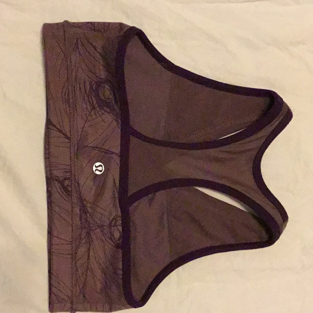 Lululemon sport bra